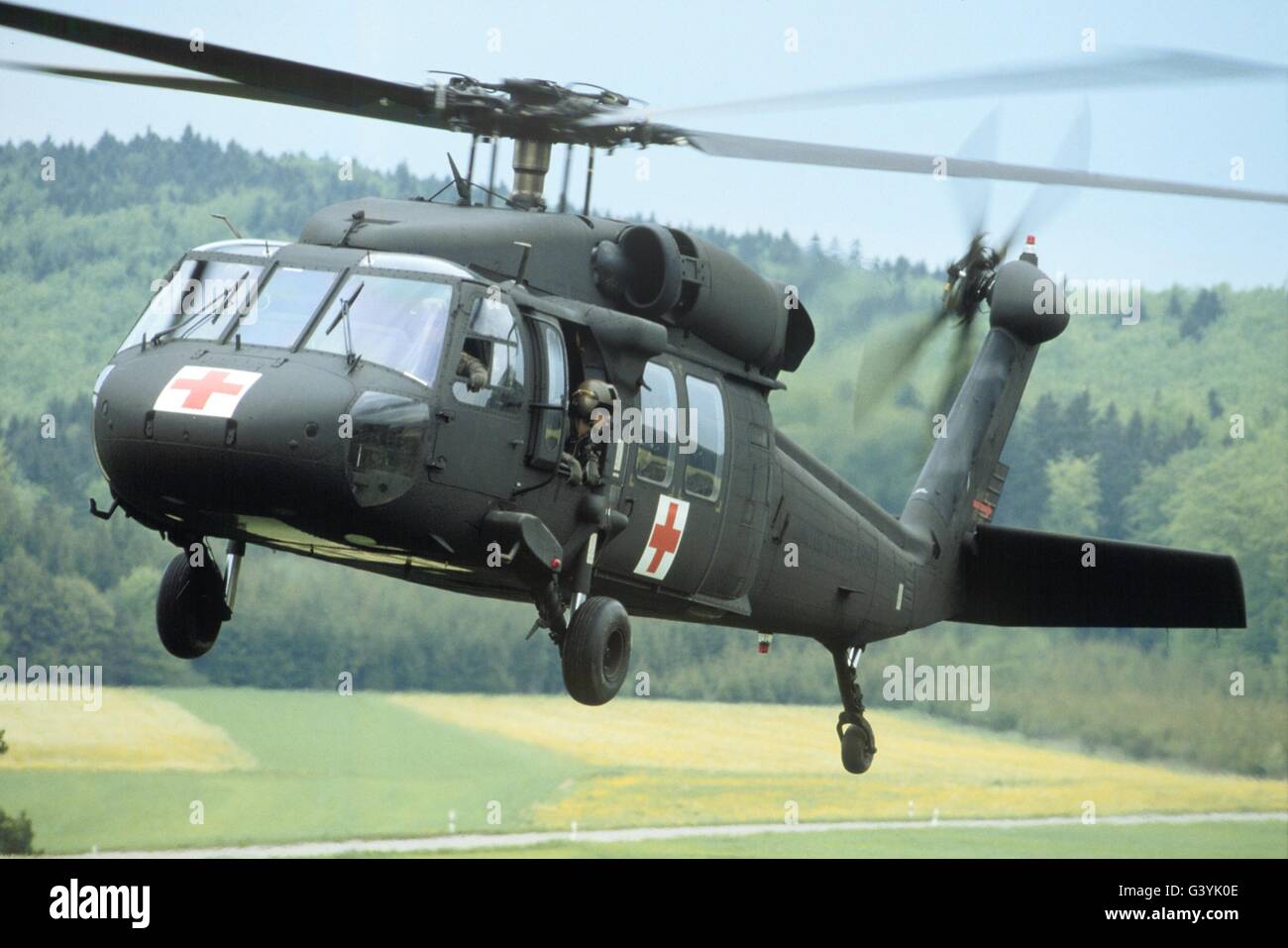 Ambulance de l'armée américaine d'hélicoptères antichars "Blackhawk" lors des exercices de l'OTAN en Allemagne Banque D'Images