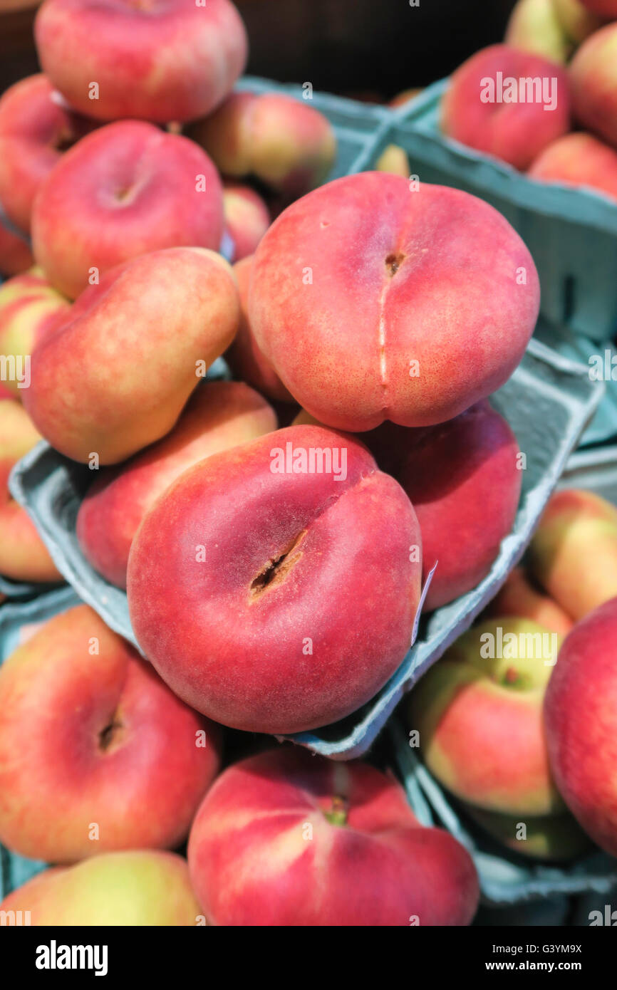 Marché alimentaire, Pêches Saturne, Grand Central Terminal, NEW YORK, USA Banque D'Images