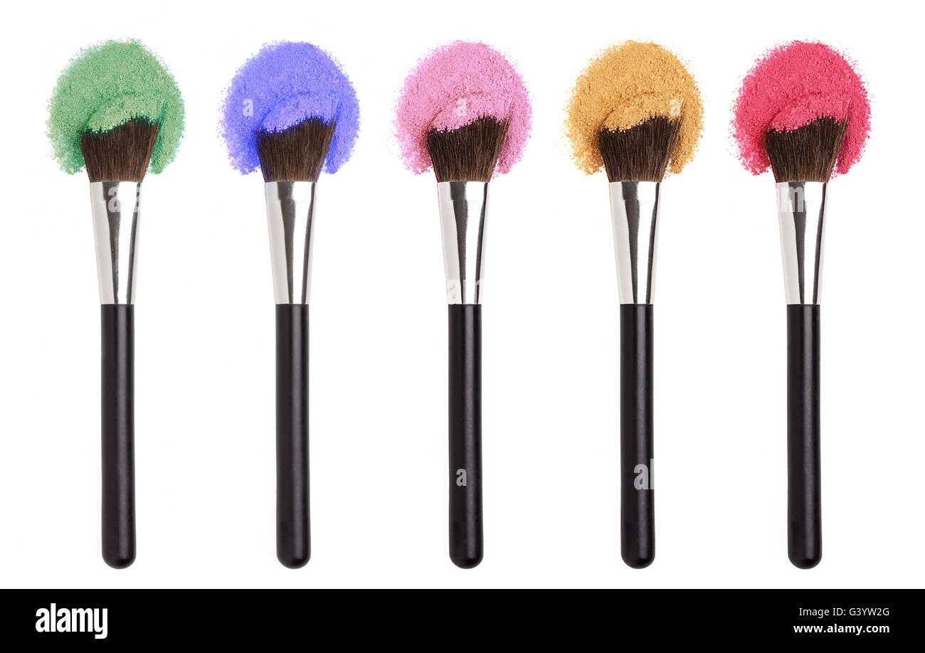 Pinceau de maquillage de poudre. Fondation cosmétique,joue, et de l'ombre à paupières couleurs. Banque D'Images