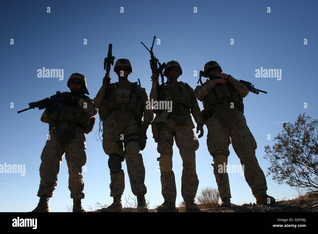 Marines a atterri à l'centre de combat à mener Mojave Viper l'entraînement préalable au déploiement. Banque D'Images