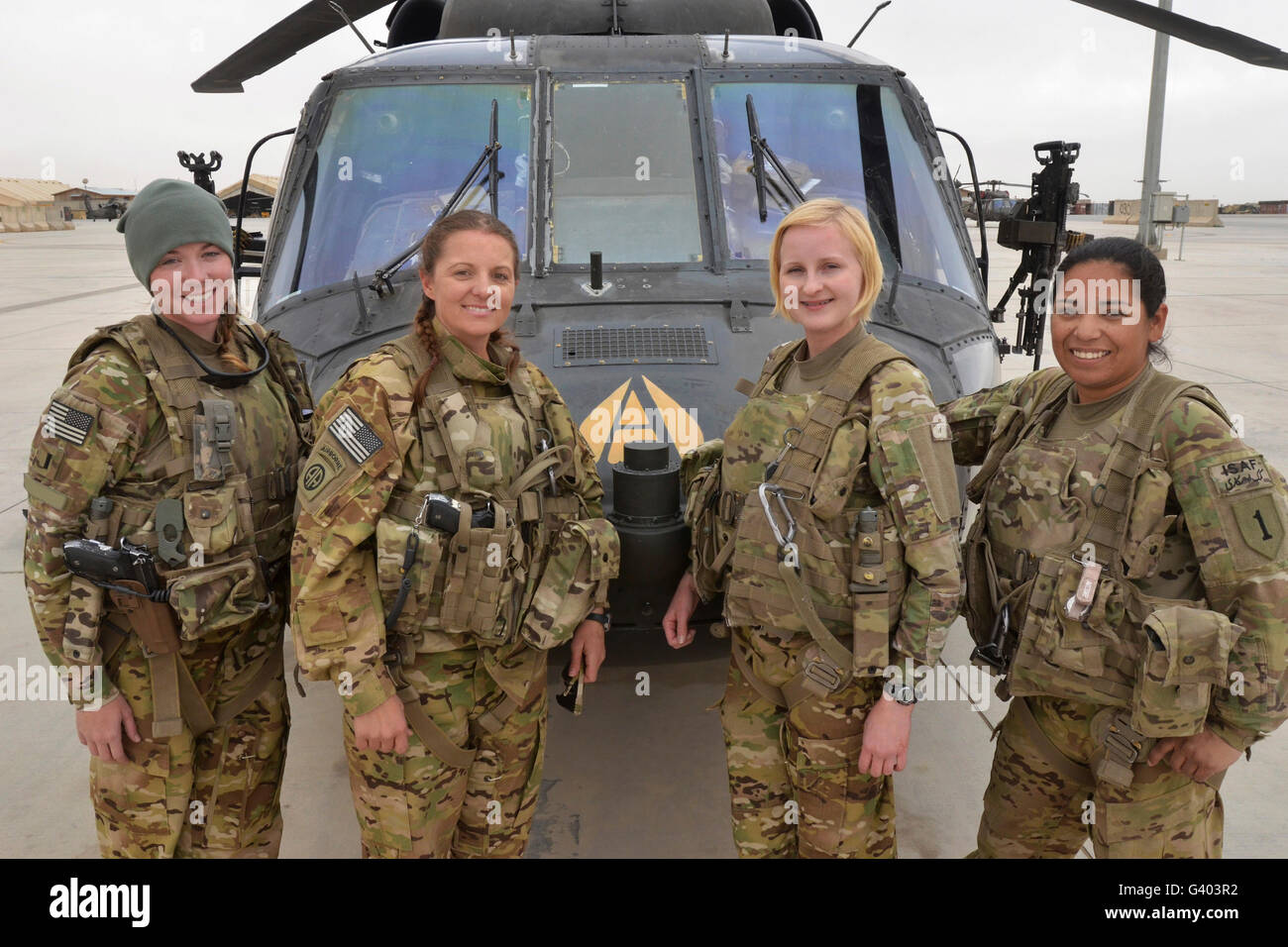 Un équipage entièrement féminin de l'armée américaine. Banque D'Images