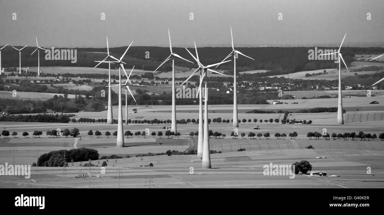 Vue aérienne, éoliennes, wind farm Wunnenberg, l'énergie éolienne, l'énergie de remplacement, de l'énergie renouvelable, la destruction du paysage, Banque D'Images