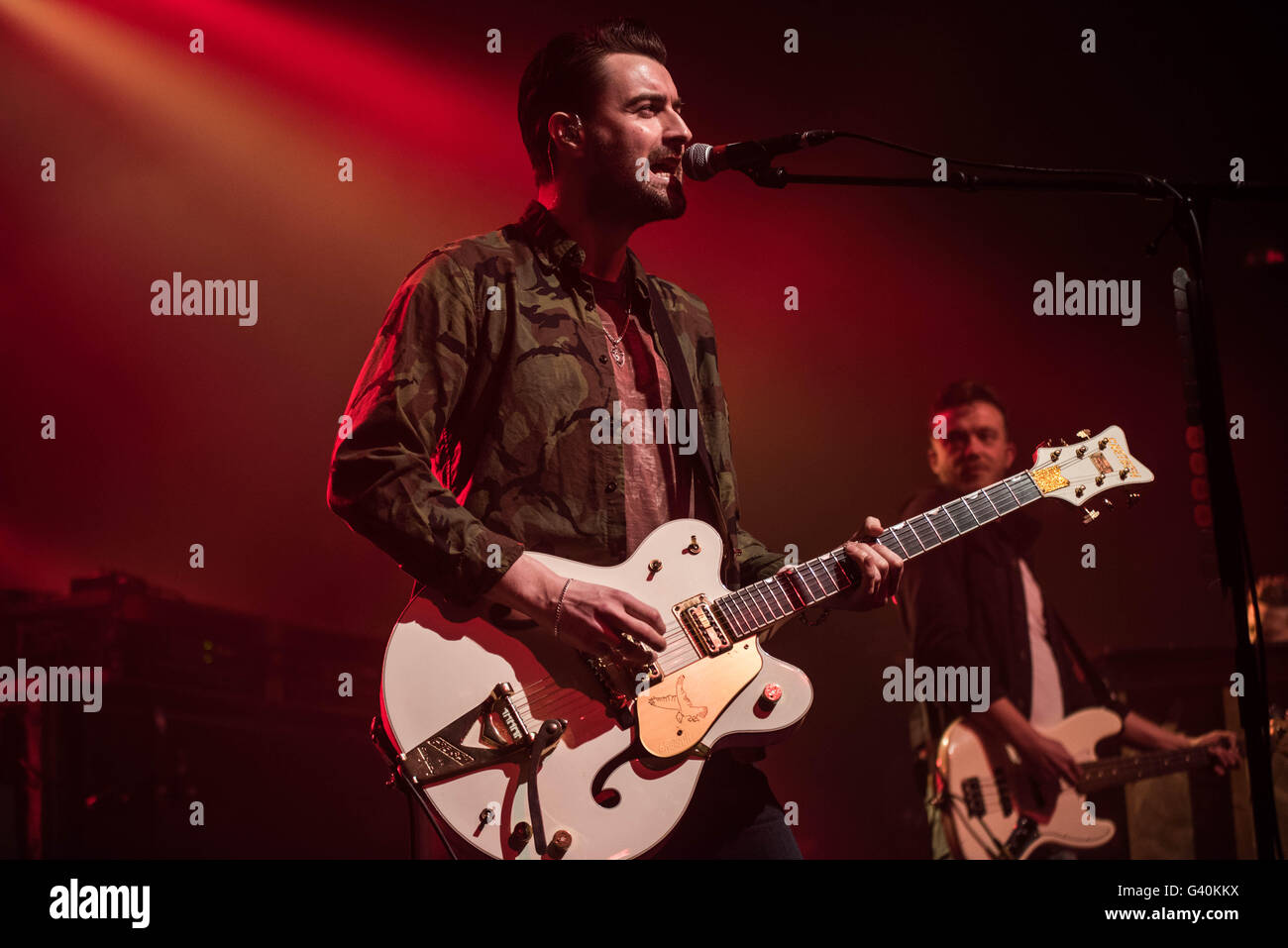 Liam Fray de Die Nerven joue sur la scène au Kentish Town Forum 02 le 3 mars, 2016 à Londres, en Angleterre. Banque D'Images