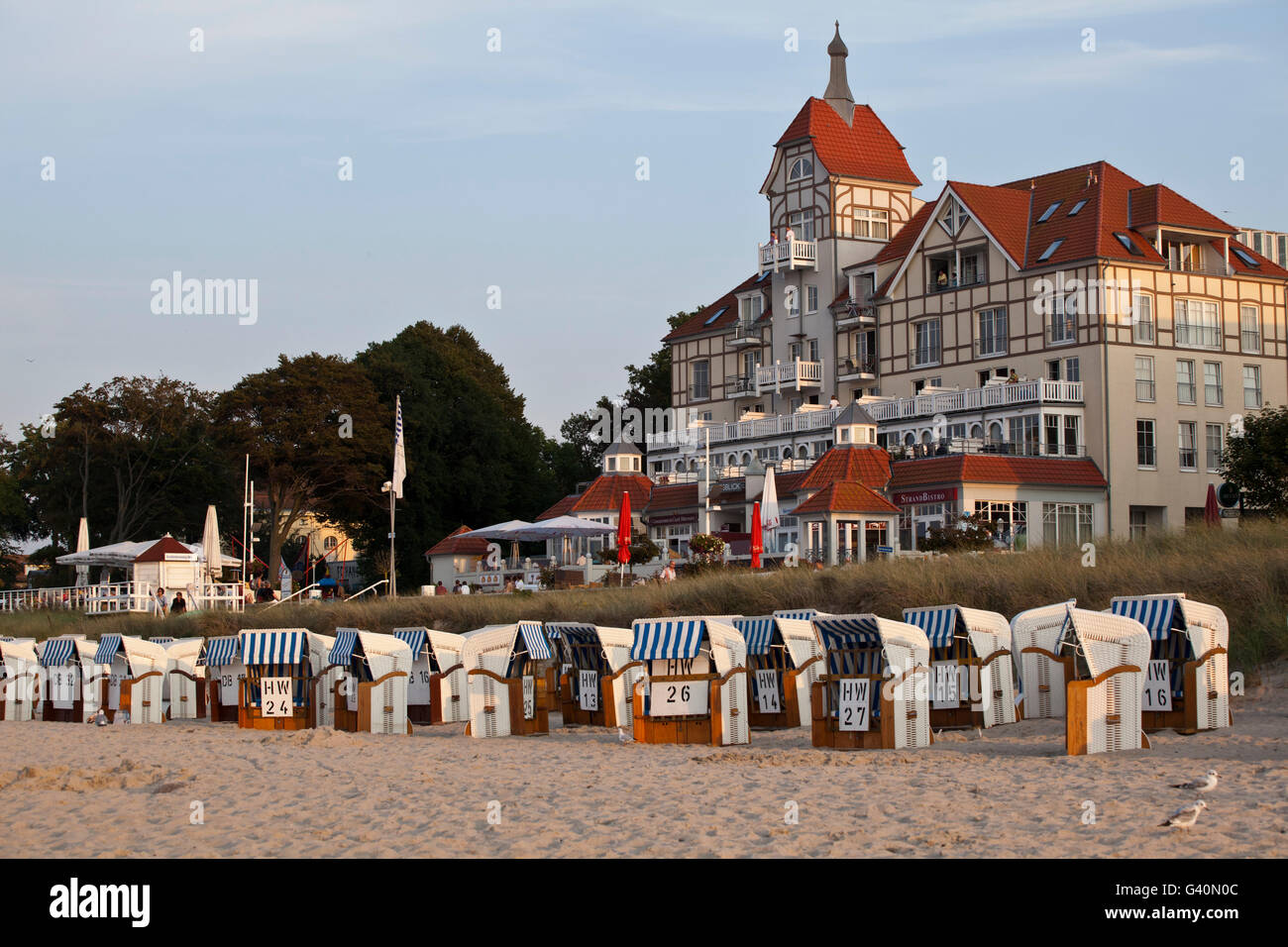 Chaises de plage sur la plage de Kühlungsborn, Mecklembourg-Poméranie-Occidentale Banque D'Images