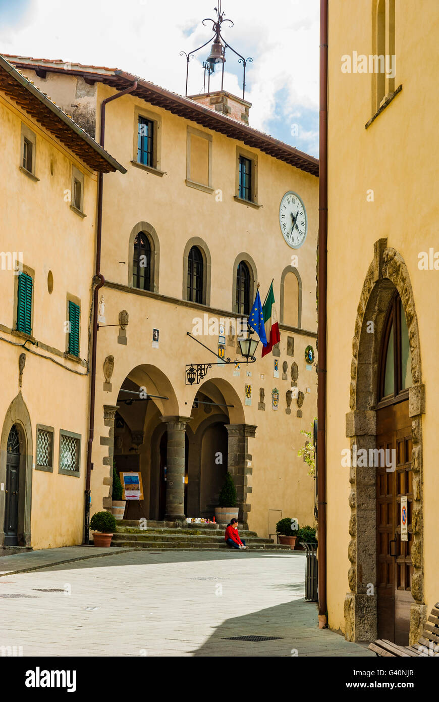 Palazzo del Podesta. Détruit en 1478 pendant la guerre d'Aragon et reconstruit selon l'architecture Florentine. Radda in Chianti Banque D'Images