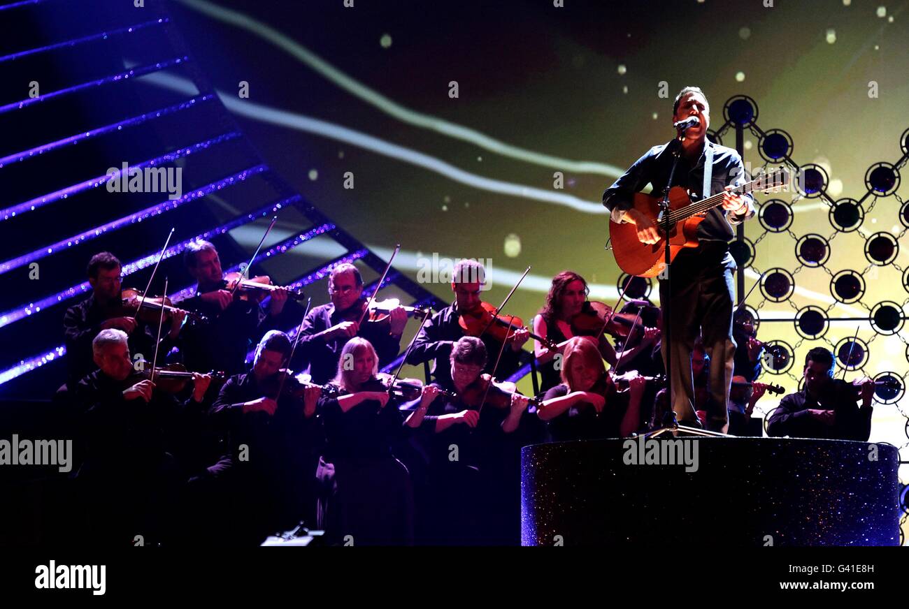 Matt cardle effectue 2011 national television awards o2 arena Banque de Matt cardle effectue 2011 national television awards o2 arena Banque de