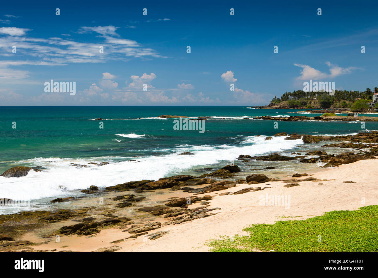 Sri Lanka, Hambantota, Tangalle, plage de la côte sud tropical vide Banque D'Images