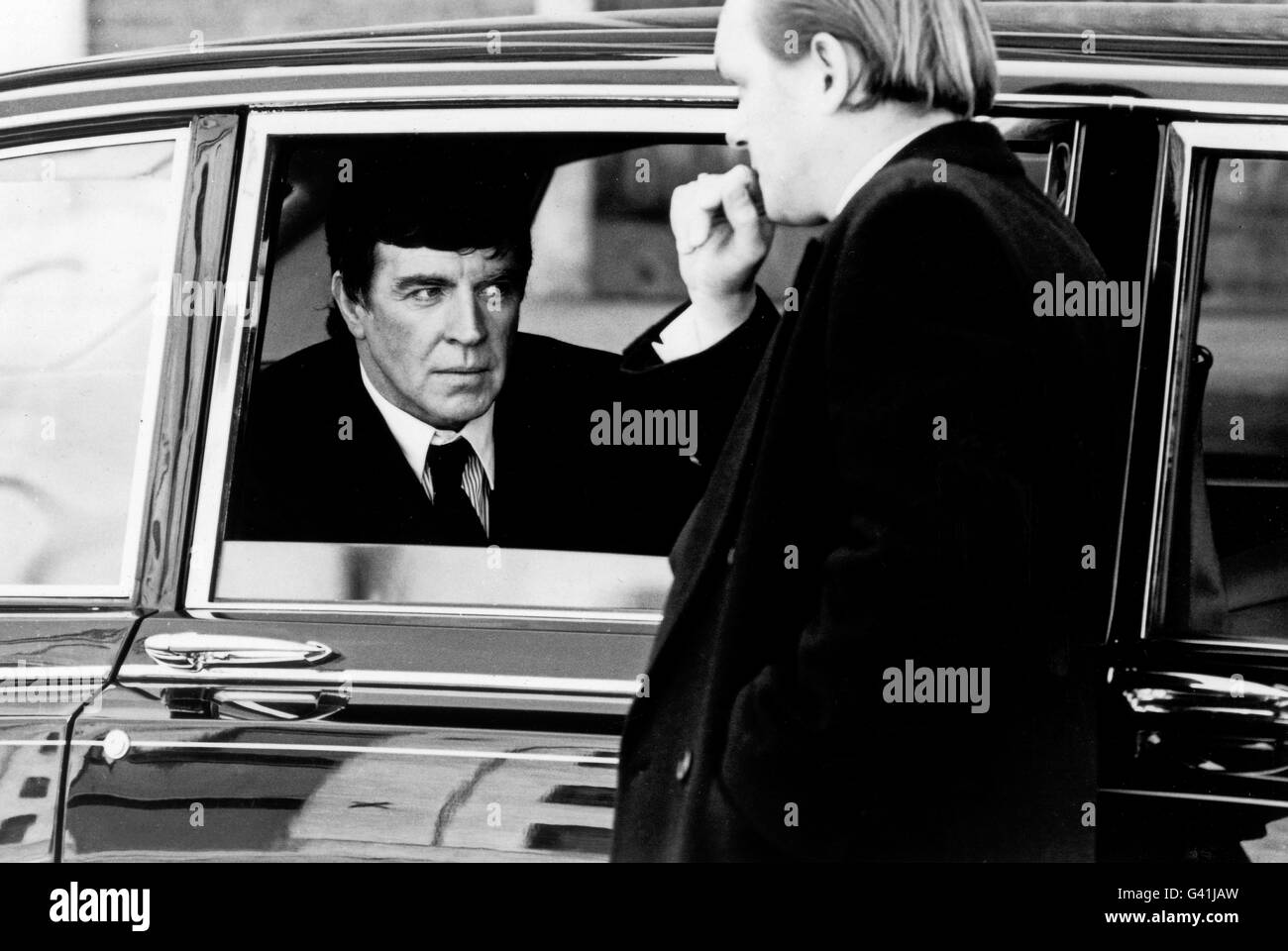 Une prière pour les mourants, aka : Auf den Schwingen des Todes, Großbritannien 1987, Regie : Mike Hodges, acteurs : Alan Bates (im Auto), Christopher Fulford Banque D'Images