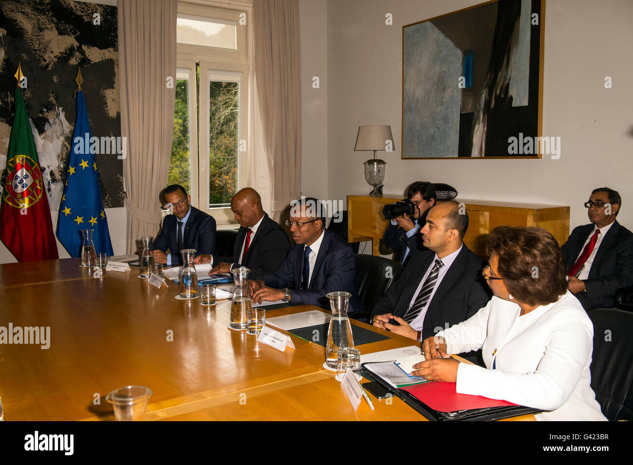 Lisbonne, Portugal. 16 Juin, 2016. Le Premier ministre portugais, António Costa reçoit son homologue du Cap-Vert, Ulisses Correia e Silva pour une réunion bilatérale à sa résidence officielle. 16 juin 2016, Lisbonne, Portugal. Credit : Gonçalo Silva/Alamy Live News Banque D'Images