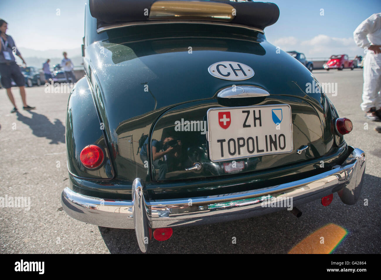 Turin, Italie. 17 Juin, 2016. Torino, Italia - 17 giugno, 2016 : L'80o anniversario della Fiat 500 Topolino Crédit : Stefano Guidi/Alamy Live News Banque D'Images