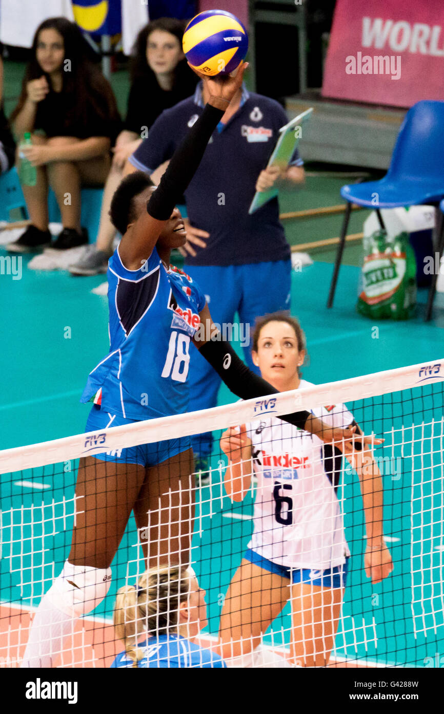 Bari Italie 17 Juin 2016 Paola Egonu Ditalie En Action Au Cours