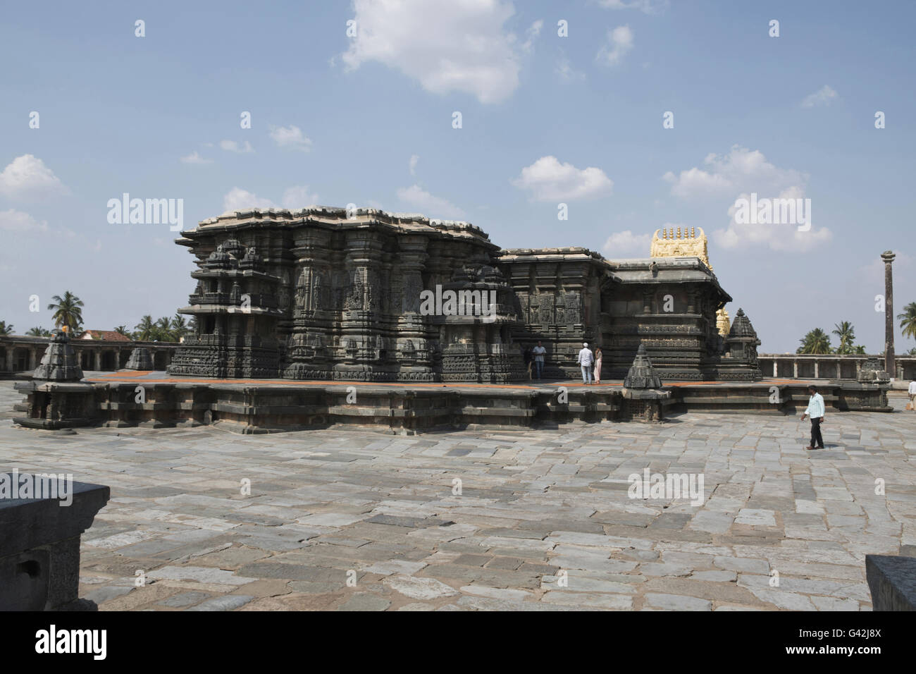 Complexe du temple chennakeshava, belur, Karnataka, Inde. Vue générale du kalyan mandapa à sud-ouest. Banque D'Images