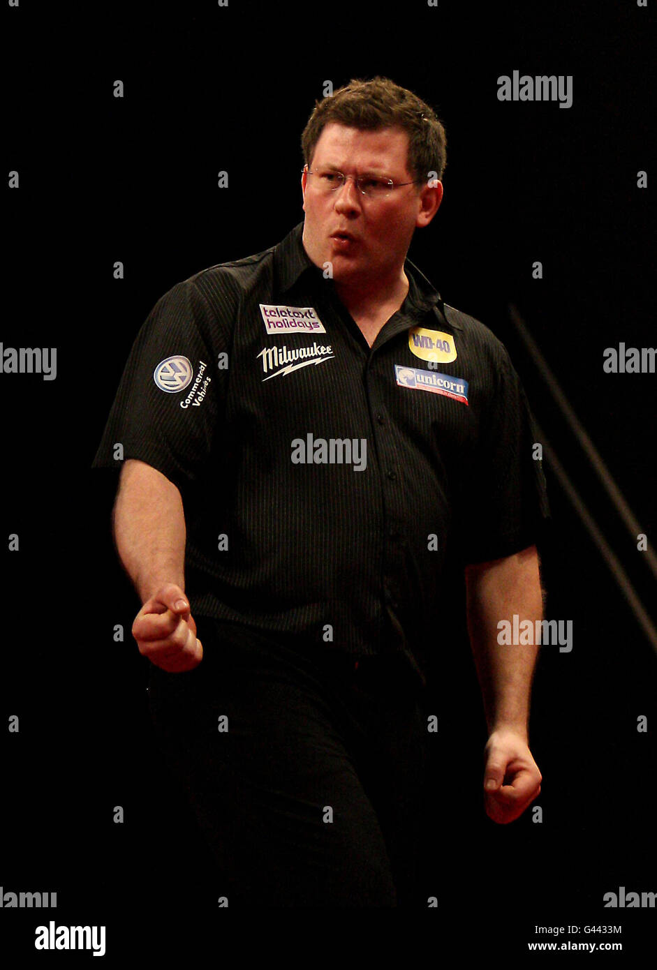 James Wade réagit lors de la deuxième ronde des fléchettes de la Premier League à la Captial FM Arena, Nottingham. Banque D'Images