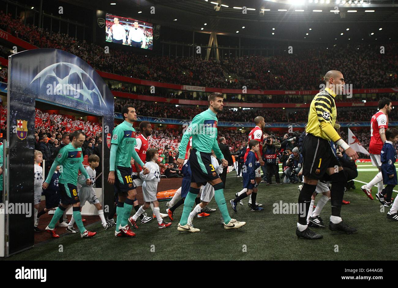 Football - Ligue des Champions de l'UEFA - Ronde de 16 - Première étape - Arsenal v Barcelona - Emirates Stadium Banque D'Images