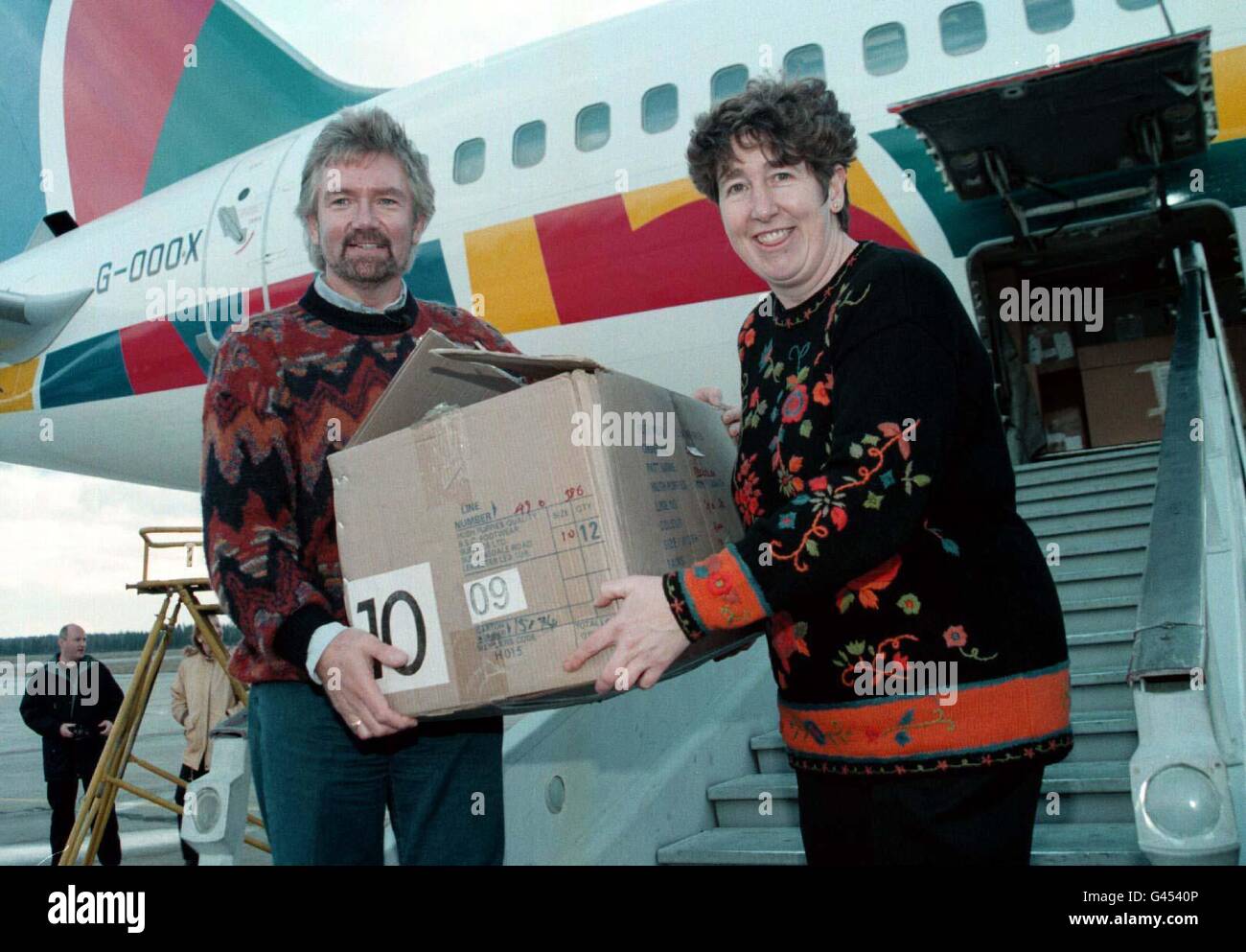 Noel cadeaux de noel Banque de photographies et d’images à haute résolution - Alamy