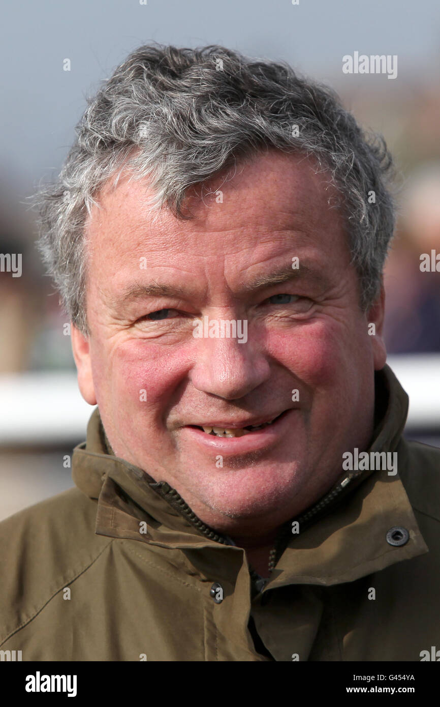 Courses hippiques - Hippodrome de Ludlow. Nigel Twiston-Davies, entraîneur Banque D'Images