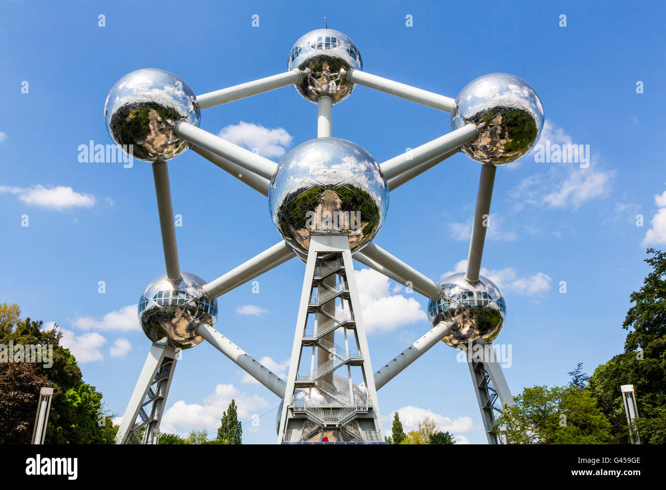 Boules de l'Atomium monument à Bruxelles, Belgique Photo Stock - Alamy