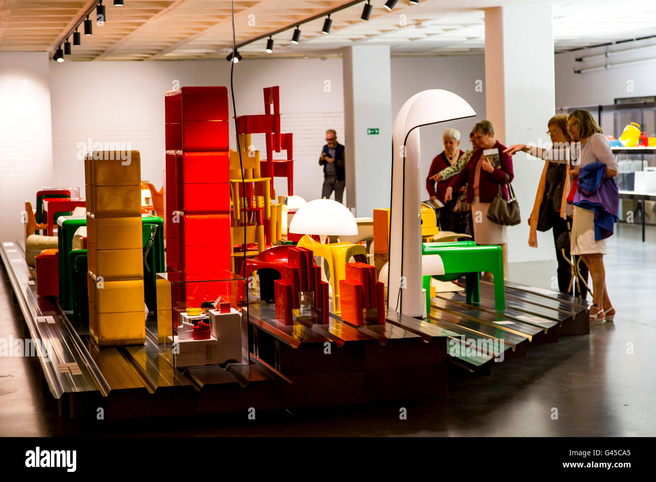 ADAM, Musée d'art et de design de l'Atomium, Bruxelles, exposition permanente Plasticarium, conception d'objets de la 70s en matières plastiques Banque D'Images