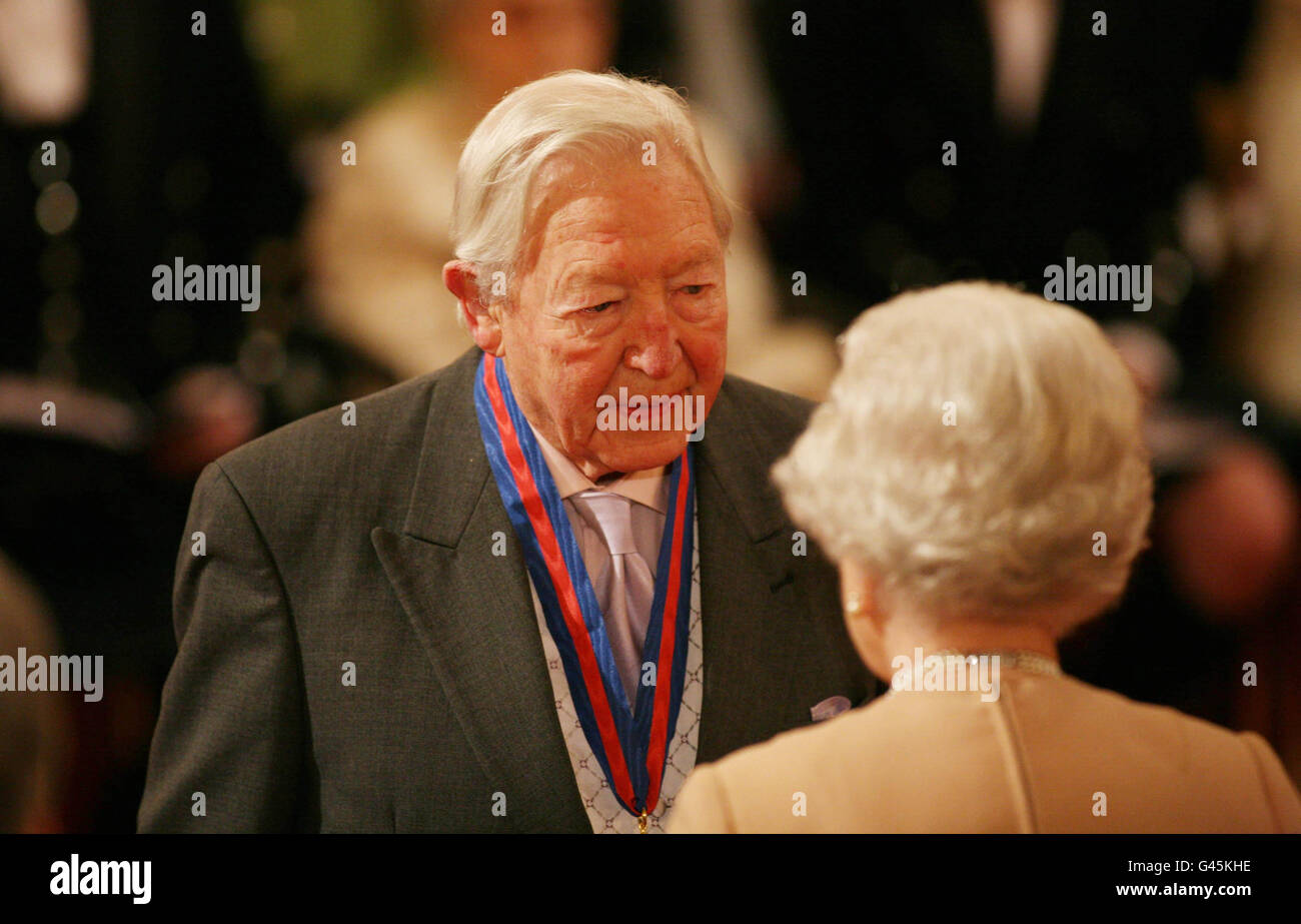 D'investiture au palais de Buckingham Banque D'Images