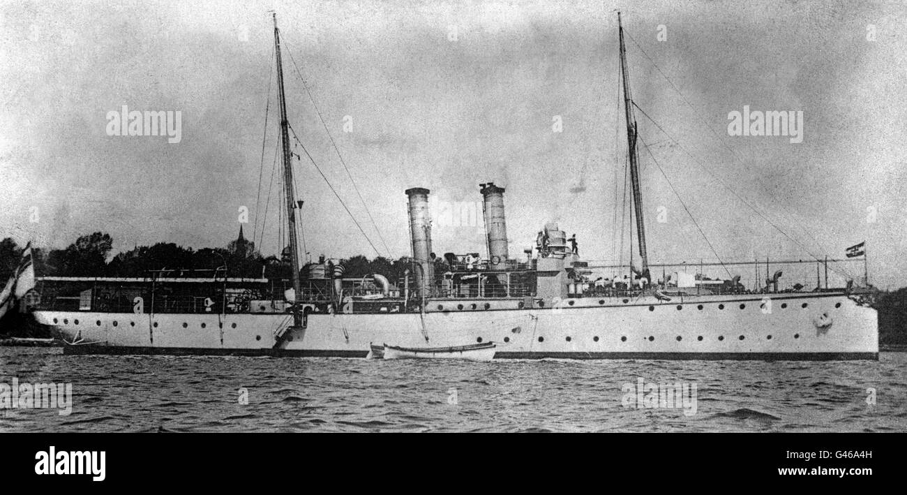 Le Torpedo/RAM Cruiser allemand, 'MS Tiger' à la base navale allemande de Tsingtau. Banque D'Images