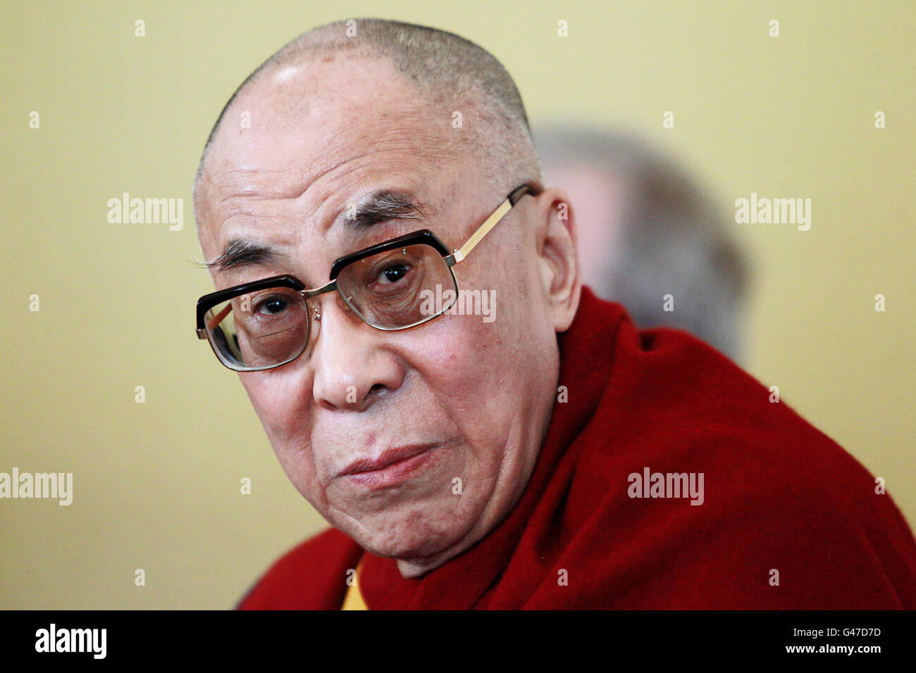 Le chef spirituel du Tibet, le Dalaï Lama, dans le Citywest Hotel Dublin. Banque D'Images