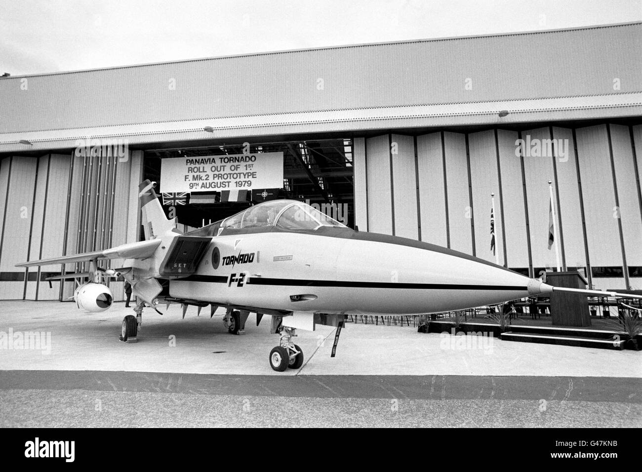 Avion de défense aérienne de 9 millions de livres, le Tornado F2 est déployé pour la première fois. Banque D'Images