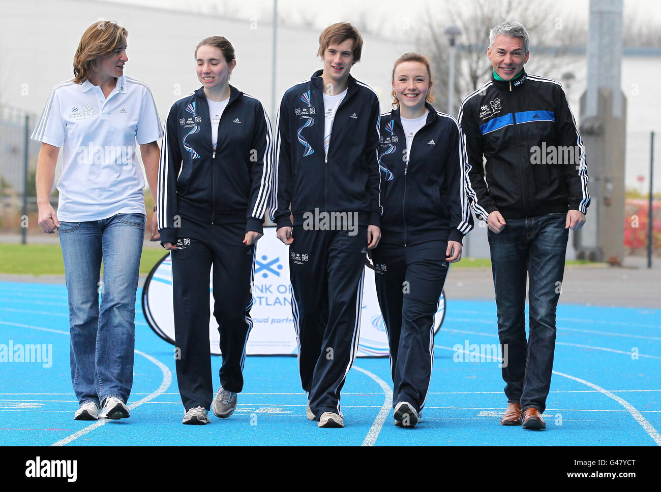 (Gauche-droite) Katherine Grainger, Holly Reif, Allan Hamilton, Morven Shaw et Jonathan Edwards lors d'une séance photo pour la Banque d'Écosse, soutiennent les futures stars écossaises de Team GB et PapalympsGB à Scotstoun, Glasgow. Banque D'Images