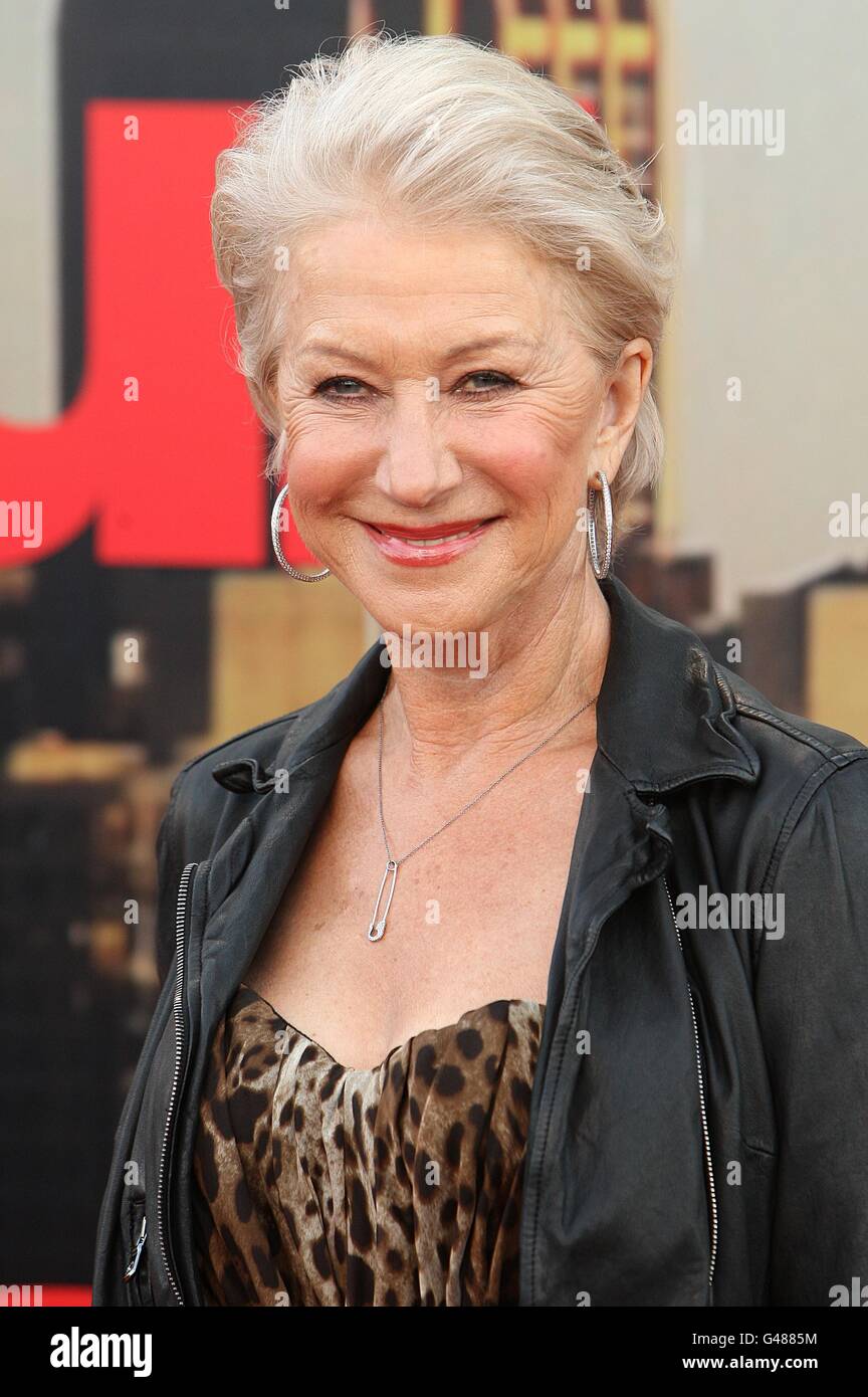 Dame Helen Mirren arrivant pour la première britannique d'Arthur, au Cineworld O2, à l'O2 Arena, SE10. Banque D'Images