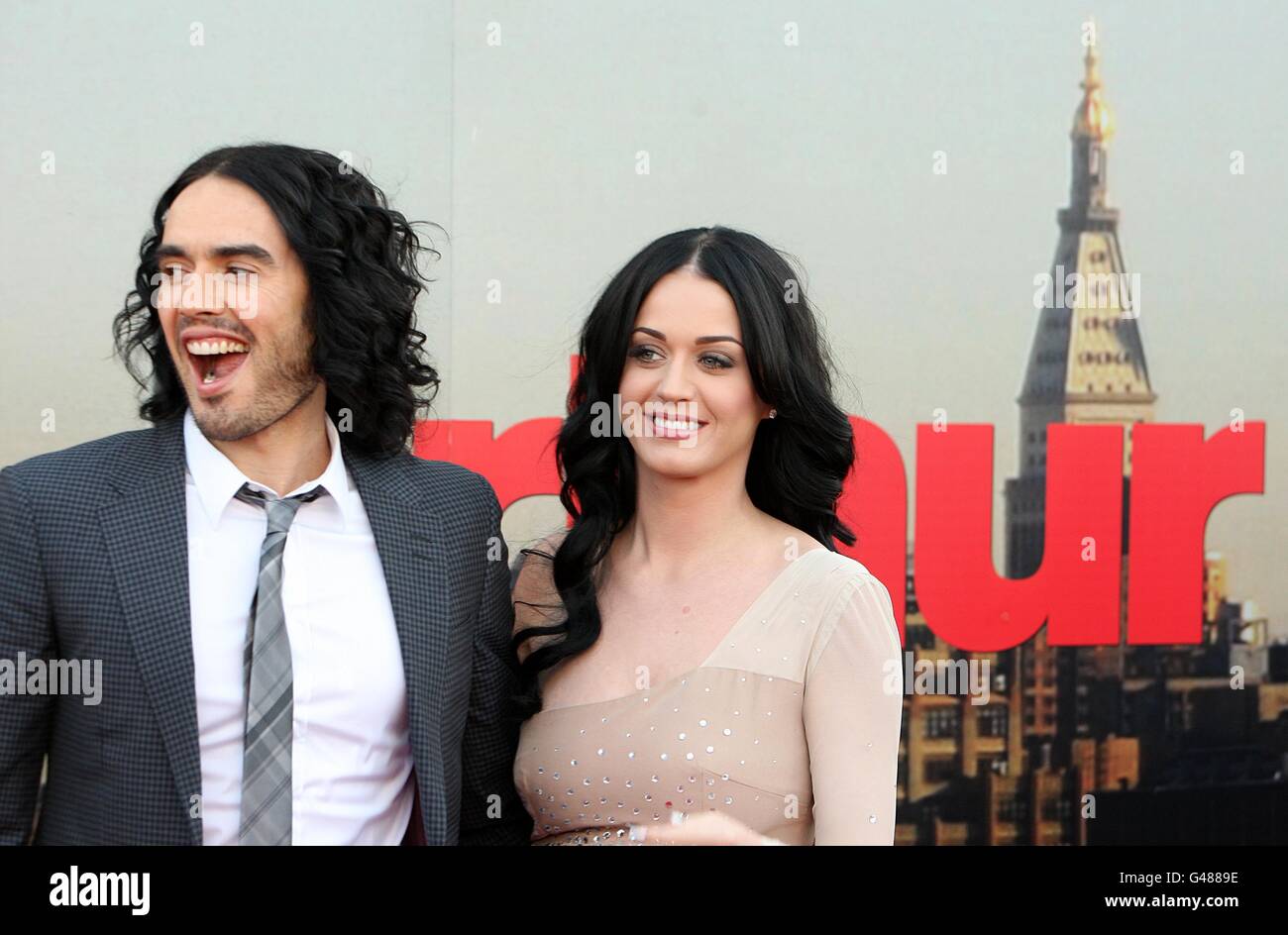 Arthur UK Premiere - Londres.Russell Brand et Katy Perry arrivent pour la première britannique d'Arthur, au Cineworld O2, à l'O2 Arena, SE10. Banque D'Images