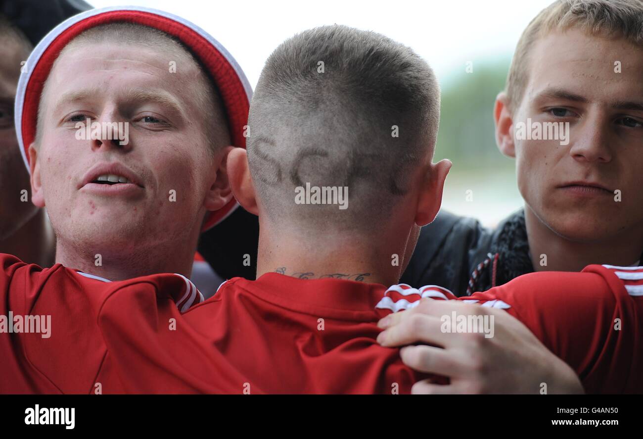 Football - FA Cup - finale - Manchester City / Stoke City - Wembley Stadium.Un fan de Stoke City avec les initiales du club rasé à l'arrière de sa tête Banque D'Images