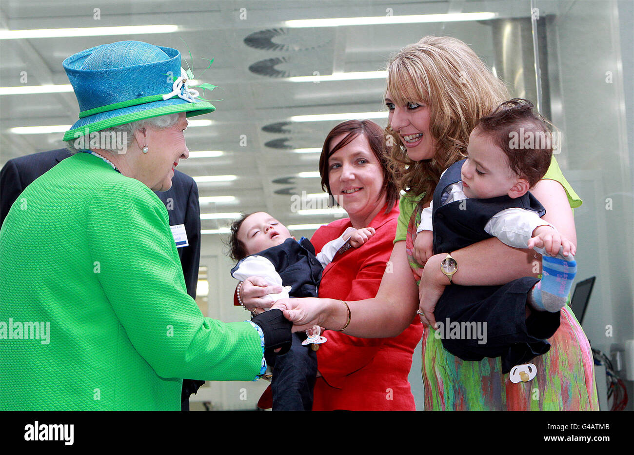 Image - La reine Elizabeth II visite d'Etat en Irlande Banque D'Images