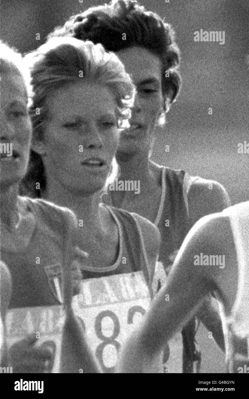 Athlétisme - Jeux Olympiques de Los Angeles 1984 - finale du 3000m féminin. Joan Hansen, États-Unis Banque D'Images