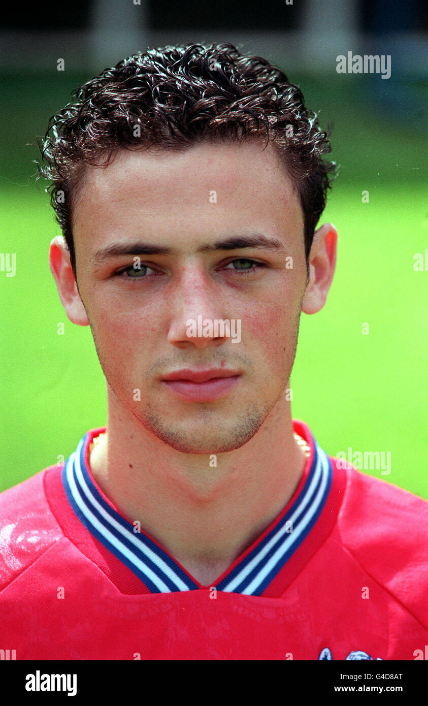 PA NEWS PHOTO 4/8/98 JOUEUR WAYNE CARLISLE DE Crystal Palace F.C. Banque D'Images