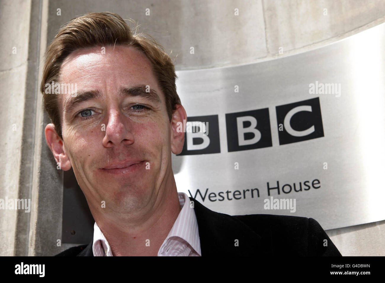 Ryan Tubridy, présentateur de la télévision et de la radio en Irlande, au BBC radio Center de Londres, qui est debout pour Graham Norton pendant l'été sur son émission de la radio BBC. Banque D'Images