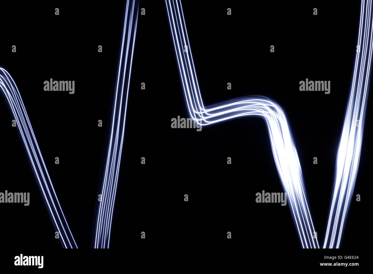 Photographie d'une lumière abstraite du dessin avec un effet d'exposition Banque D'Images