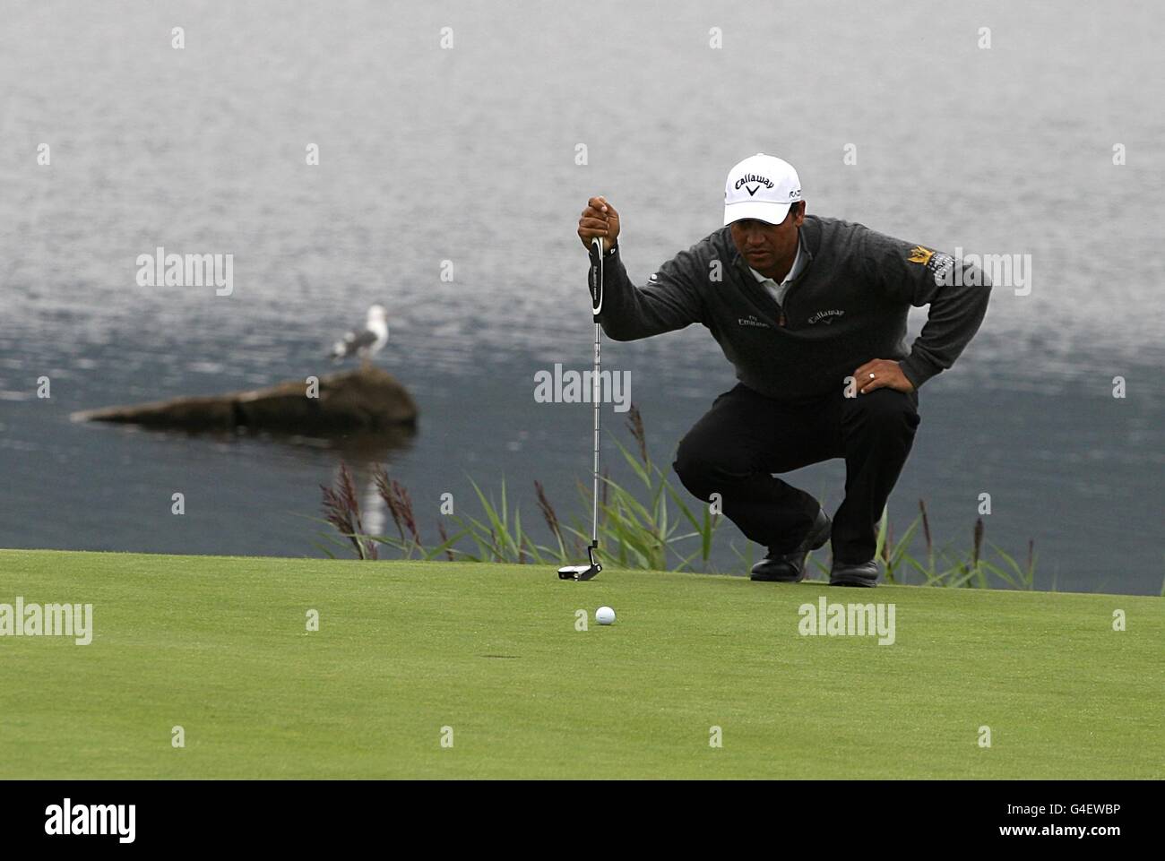 Michael Campbell, de Nouvelle-Zélande, fait la queue pendant la journée Deux de l'Open d'Irlande à Killarney Golf and Fishing Club Banque D'Images