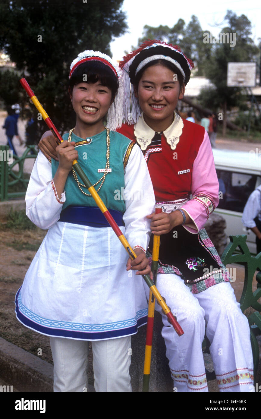 Artistes interprètes à l'Institut des nationalités, un collège d'enseignement pour les minorités ethniques Indo-Chine. Banque D'Images