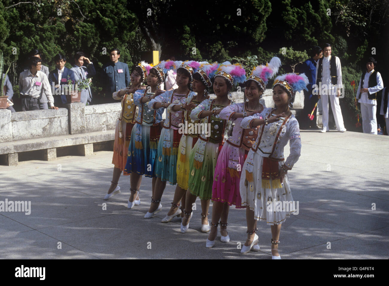Artistes interprètes à l'Institut des nationalités, un collège d'enseignement pour les minorités ethniques Indo-Chine. Banque D'Images