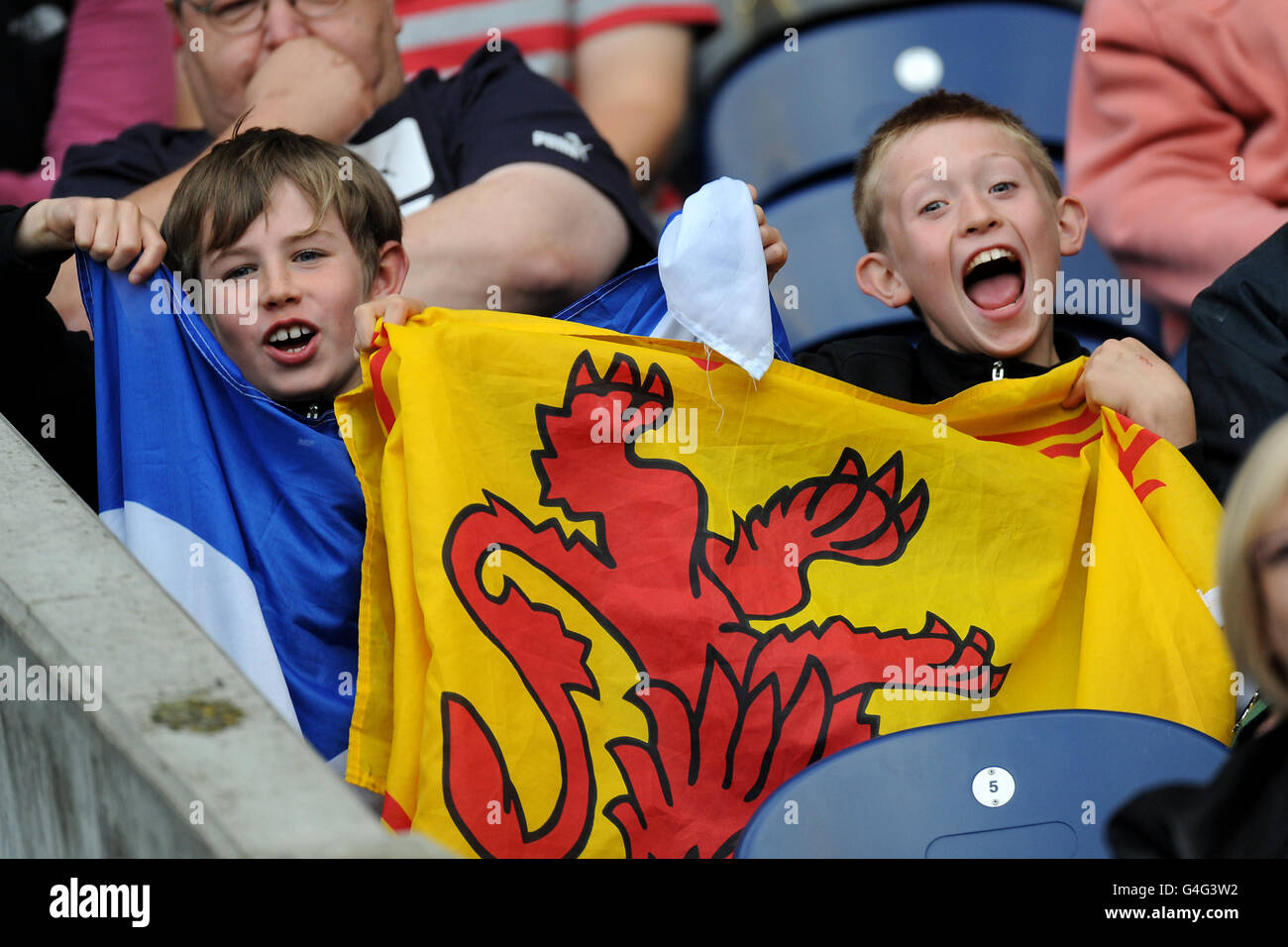 Rugby Union - EMC Test Match - Ecosse / Italie - Murrayfield.Les fans écossais dans les stands avant le lancement Banque D'Images