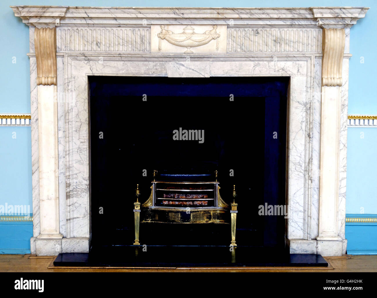 Cheminée conçu par Robert Adam en l'hôtel de ville de Newark, Nottinghamshire, Angleterre Banque D'Images