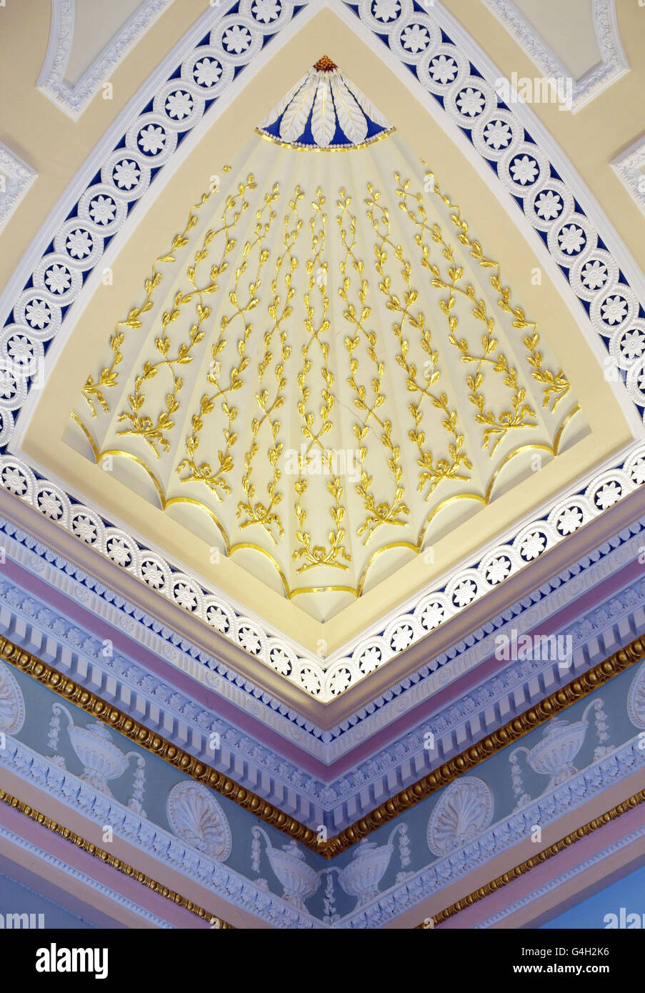 Bal à l'hôtel de ville, à Newark-on-Trent, Nottinghamshire, Angleterre conçu par l'architecte John Carr, New York Banque D'Images