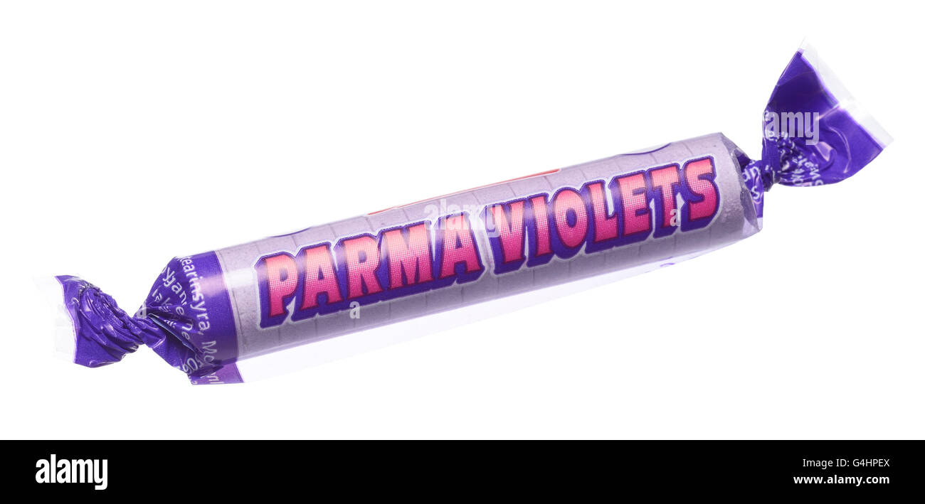 Un paquet de bonbons violettes de Parme Banque D'Images