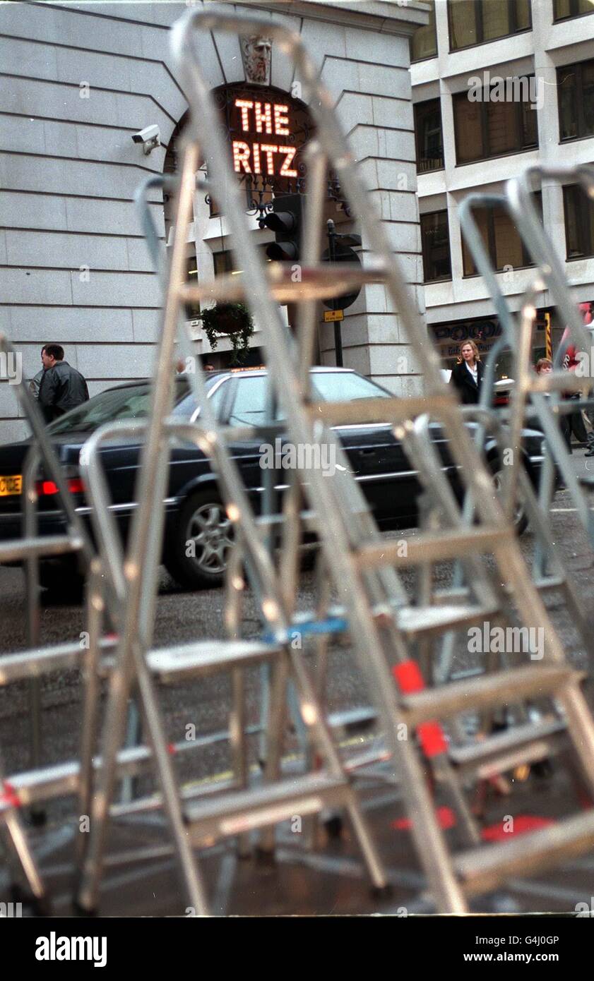 Charles et Camilla/Ritz Hotel Banque D'Images