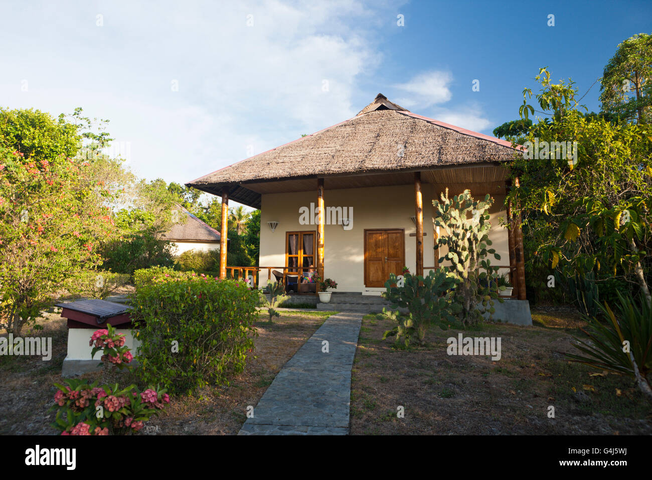Bungalow à Capepaperu Resort, Ambon, Moluques, Indonésie Banque D'Images