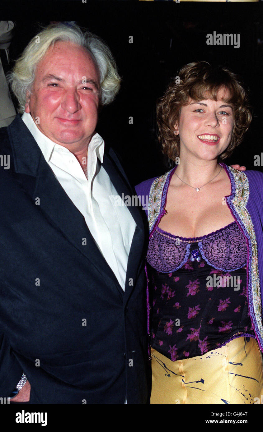 Vanessa Perry Tout Le Monde à Son Mot à Dire Michael Winner & Vanessa Perry Photo Stock - Alamy