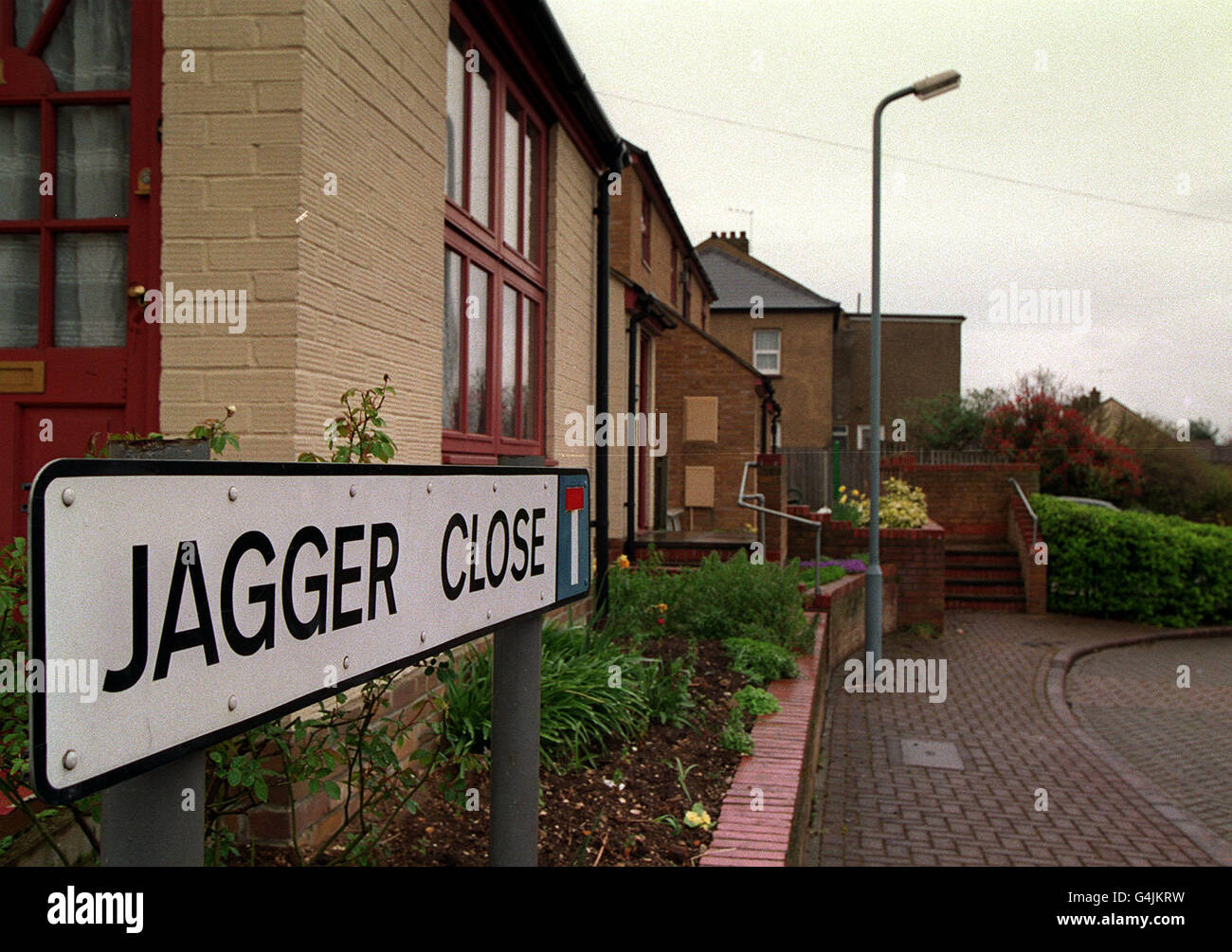 Jagger Fermer à Dartford construit en 1988.La rue est nommée pour commémorer la première rencontre de Mick Jagger et Keith Richards des Rolling Stones sur un train de Dartford à Londres en 1960.* Mick Jagger était en voyage à une conférence à la London School of Economics avec une pile de blues qui a incité Keith Richards à lui parler. Banque D'Images