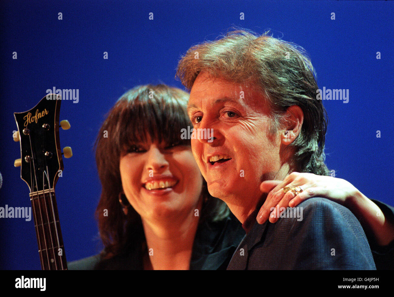 Chrissie Hynde et Sir Paul McCartney lors de « ici et partout - un