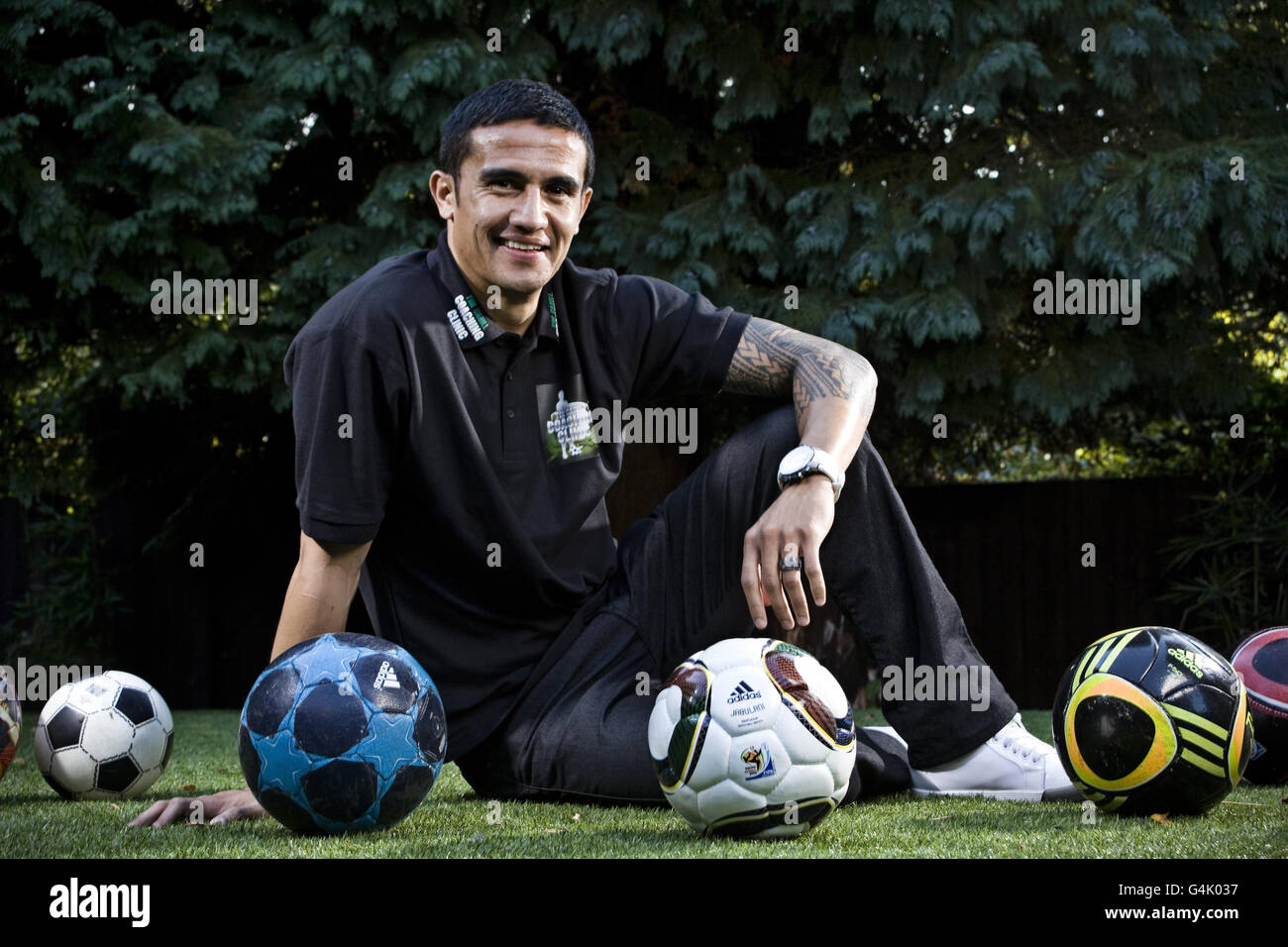 Tim Cahill d'Everton pendant un photocall chez lui à Alderley Edge, Cheshire. Banque D'Images