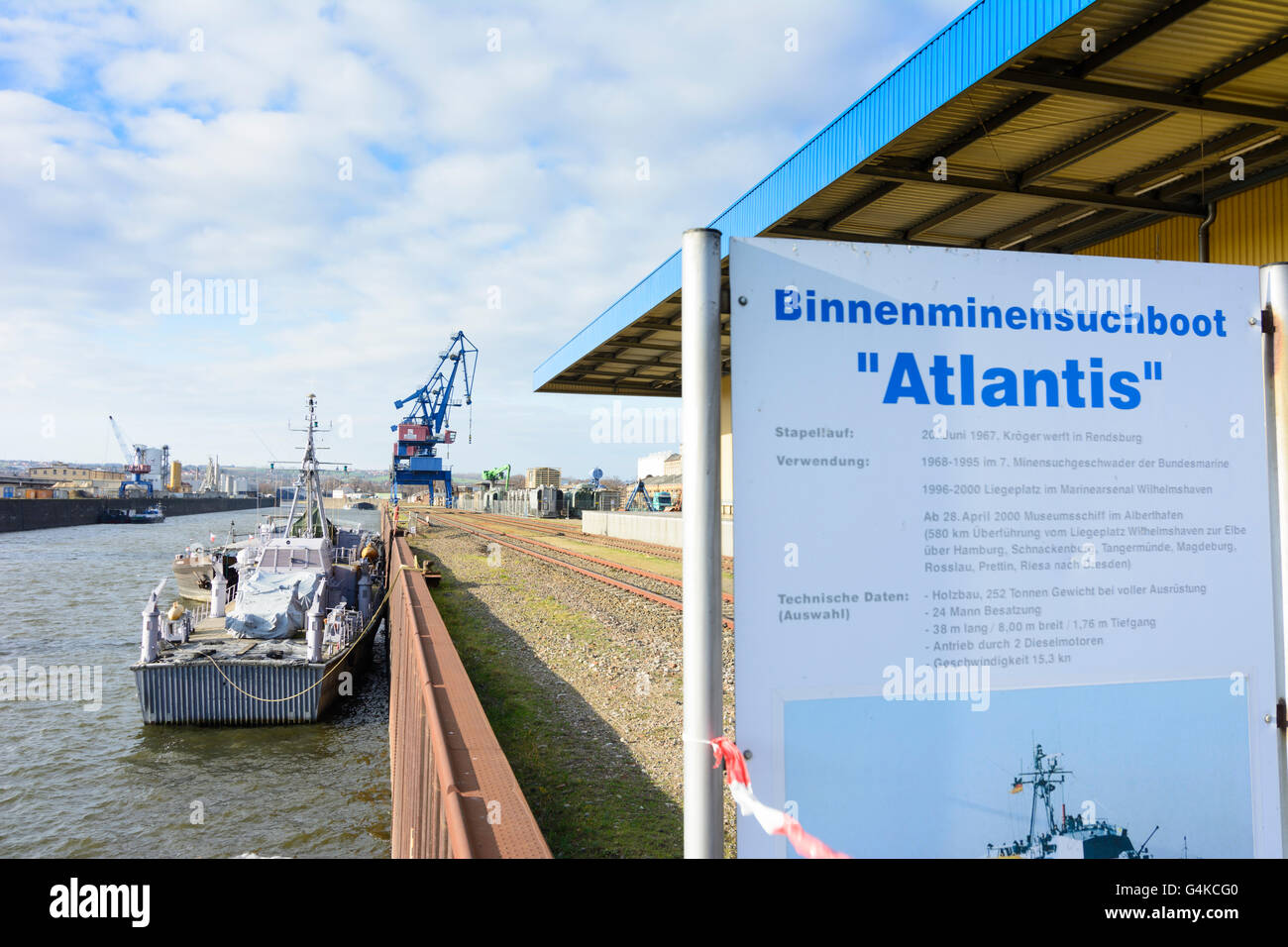 Museum Ship Harbour Dresden : démineur intérieures ' ' Atlantis, Allemagne, Saxe, Saxe, Dresde , Banque D'Images