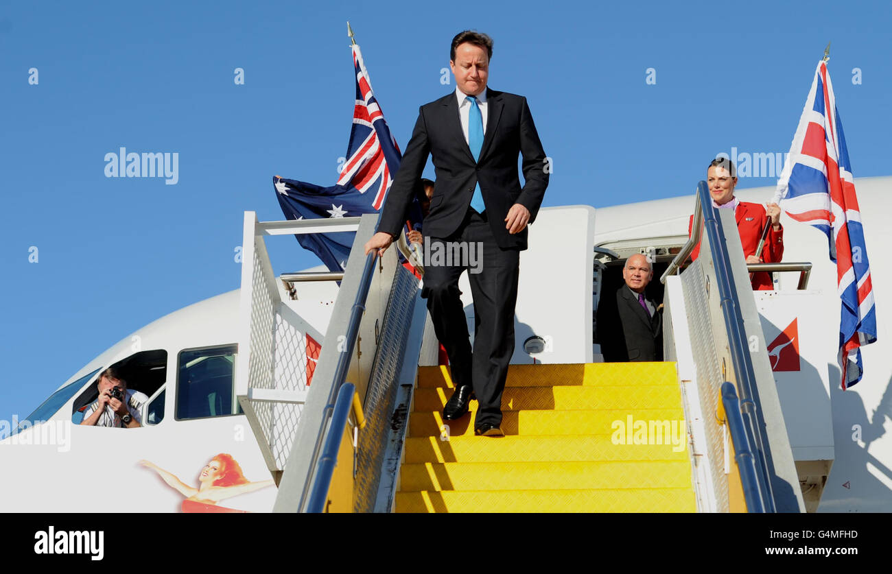 Le Premier ministre David Cameron arrive à Perth, en Australie, pour la réunion biennale des chefs de gouvernement du Commonwealth qui réunit des dirigeants politiques de l'ensemble du groupe de 54 pays. Banque D'Images